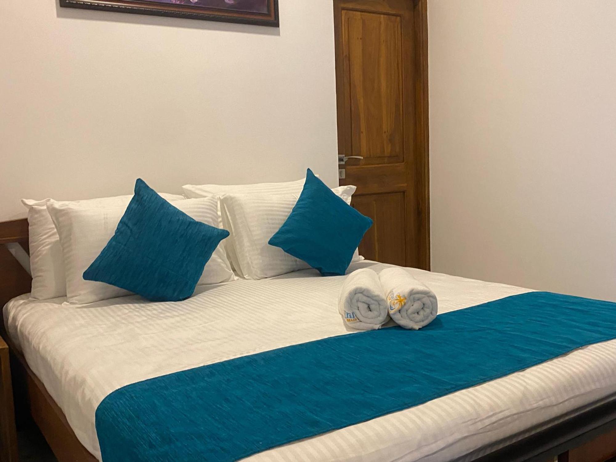 Trinco Beach Resort Trincomalee Ngoại thất bức ảnh