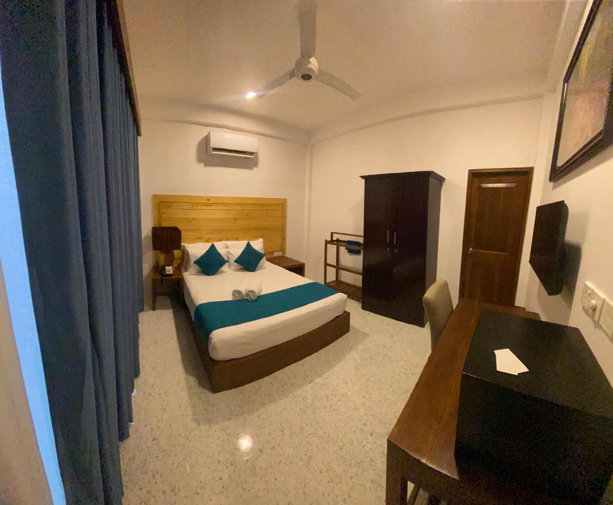 Trinco Beach Resort Trincomalee Ngoại thất bức ảnh