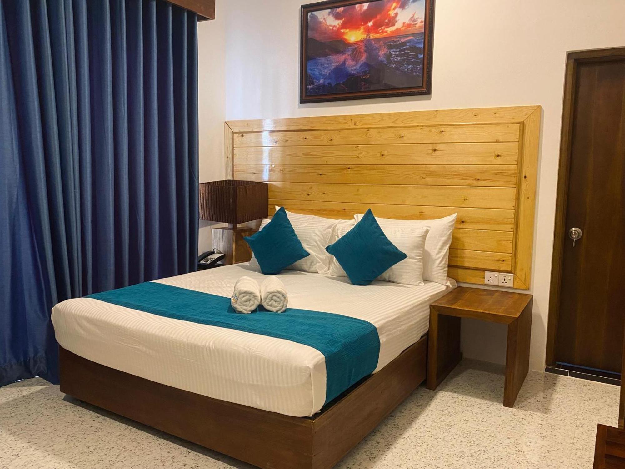 Trinco Beach Resort Trincomalee Ngoại thất bức ảnh