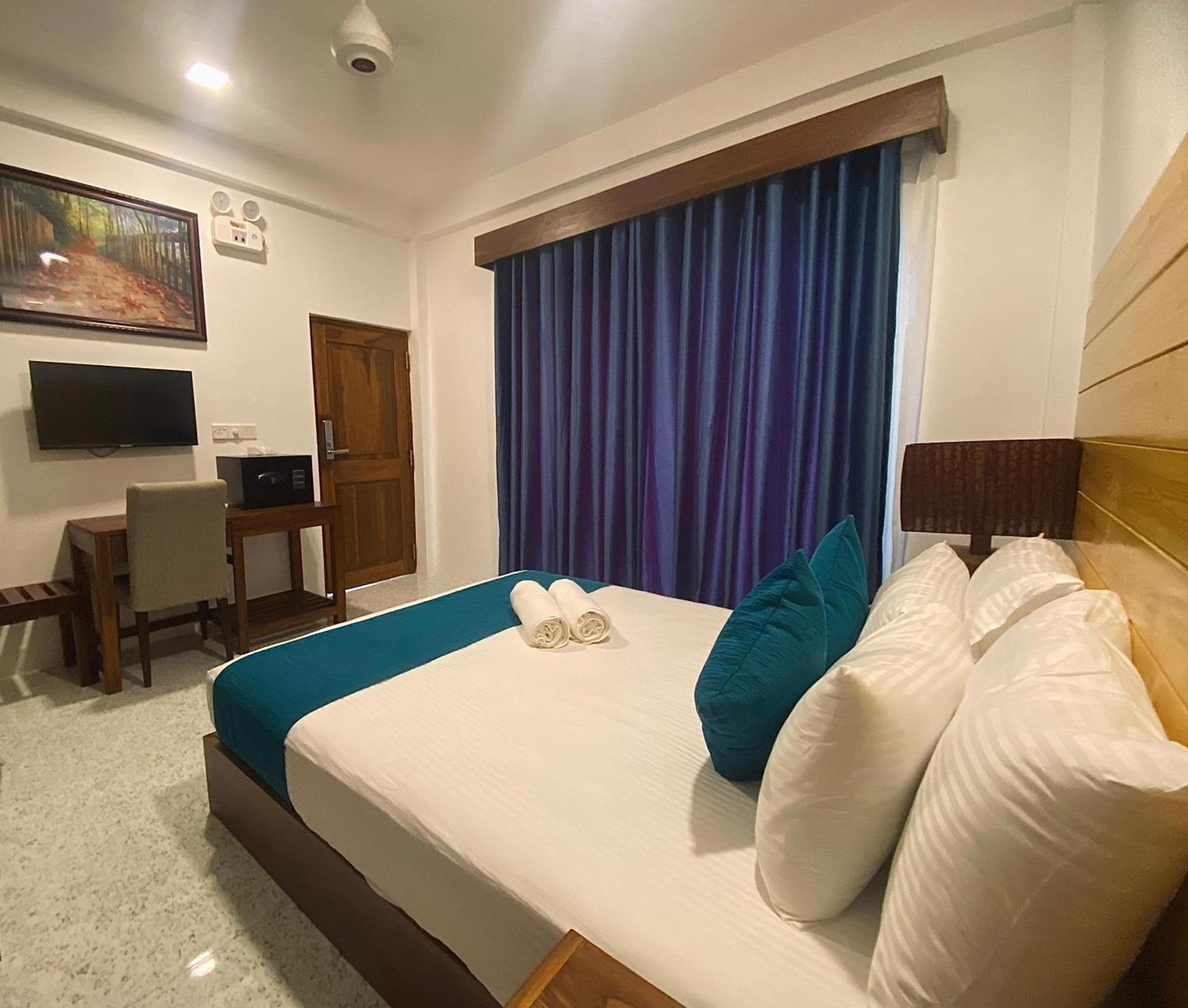 Trinco Beach Resort Trincomalee Ngoại thất bức ảnh