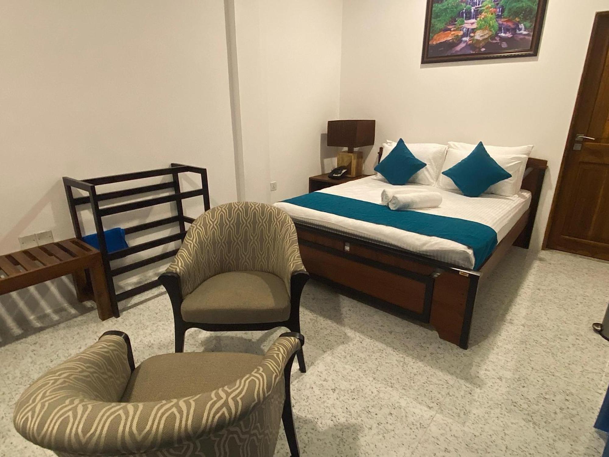 Trinco Beach Resort Trincomalee Ngoại thất bức ảnh